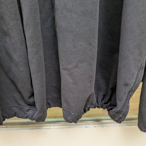 Rundholz Black A-Line Dress with 3/4 Sleeves and Crew Neck - Picture 6 of 13